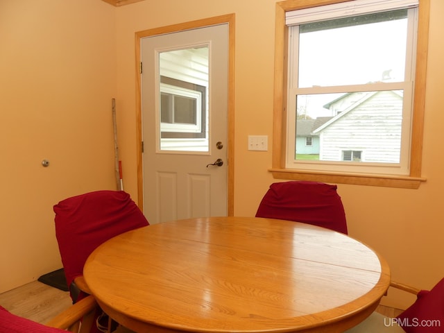 22019 E Everett Ave, Grand Marais, MI 49839 - view of dining space
