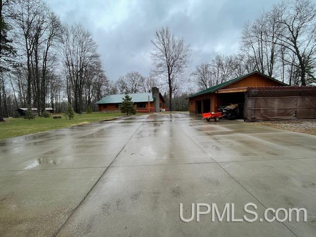 2051 Town Rd M Rd, Florence T-Wi, WI 54121 - view of concrete surface