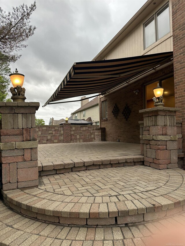4931 Peggy St, West Bloomfield, MI 48322 - view of patio / terrace