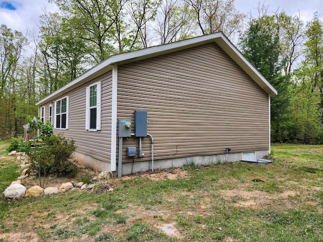 2521 Bonnie Mae Rd, Harrison, MI 48625 - view of side of property