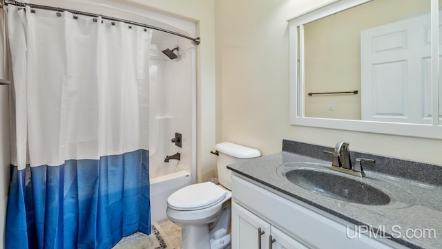 6376 Marie L.45 Ln, Escanaba, MI 49829 - bathroom featuring vanity, toilet, and shower / tub combo with curtain