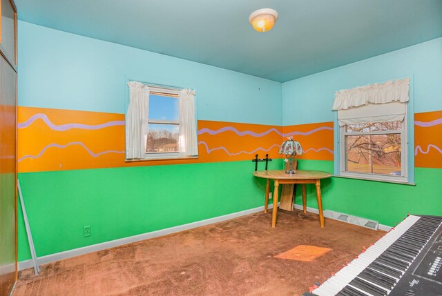 5149 Reinhardt Ln, Bay City, MI 48706 - bedroom featuring carpet flooring and baseboards
