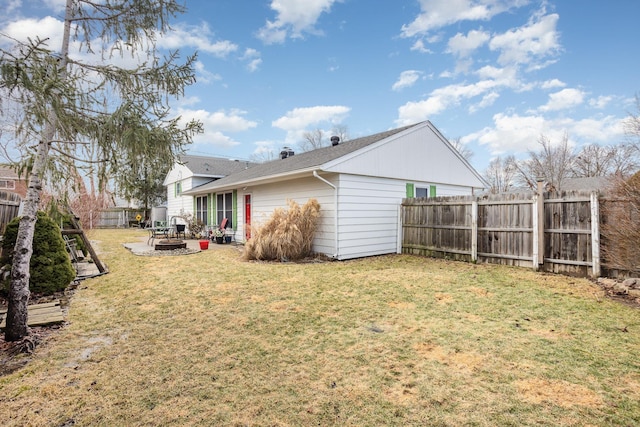 5149 Reinhardt Ln, Bay City, MI 48706 - view of yard featuring a fire pit and a patio