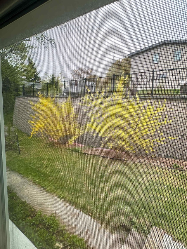 812 Spruce St, Marquette, MI 49855 - view of yard