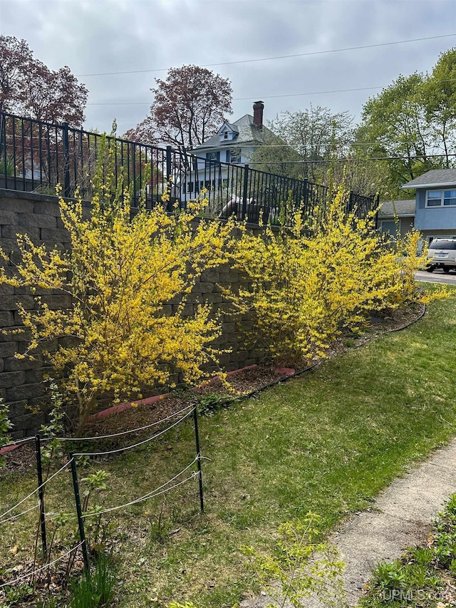 812 Spruce St, Marquette, MI 49855 - view of grassy yard