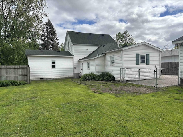 205 E Murphy St, Bay City, MI 48706 - back of house with central AC