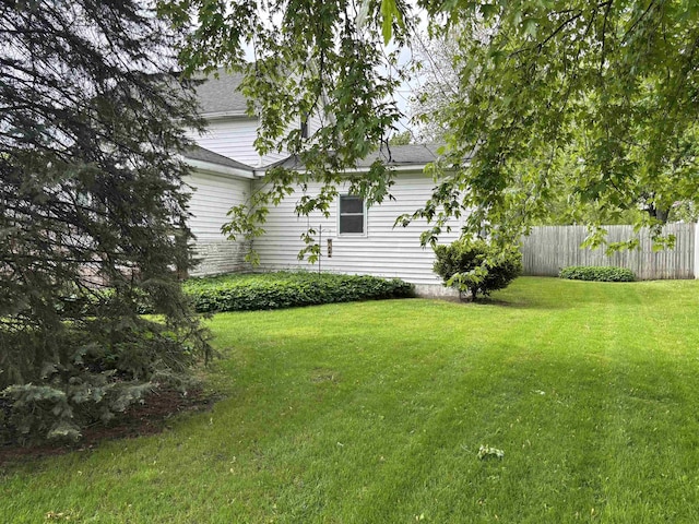 205 E Murphy St, Bay City, MI 48706 - view of yard