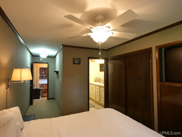 909 Quincy St, Hancock, MI 49930 - bedroom featuring crown molding, a sink, a ceiling fan, light colored carpet, and baseboards
