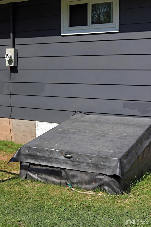 5631 County Road 550th Rd, Marquette, MI 49855 - exterior view of electric meter and a bulkhead entry