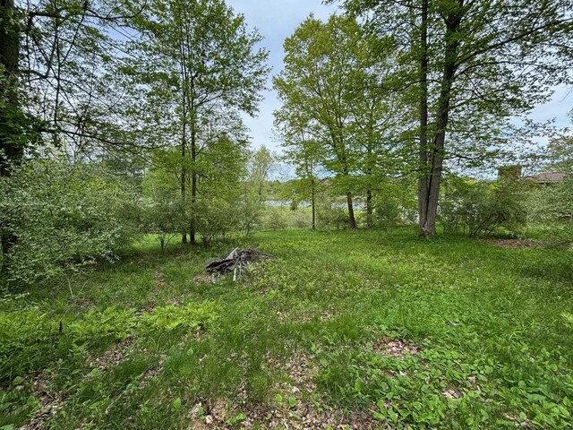 615 Stacey Ct, Gladwin, MI 48624