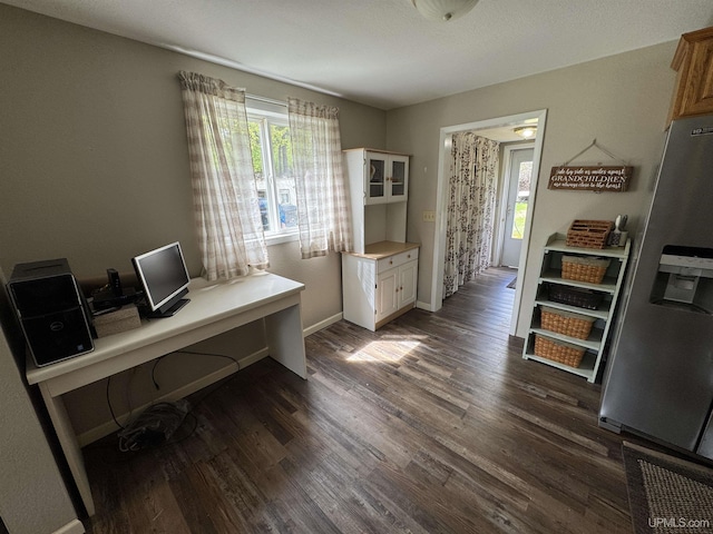 500 Fairbanks St, Iron Mountain, MI 49801 - office area featuring dark wood-style flooring and baseboards