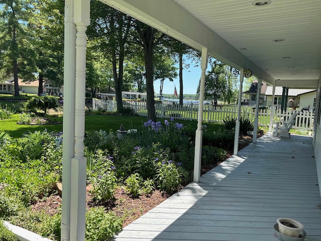 3214 Elnor Dr, Gladwin, MI 48624 - view of porch