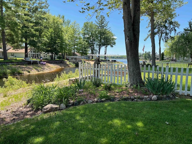 3214 Elnor Dr, Gladwin, MI 48624 - view of yard with a water view