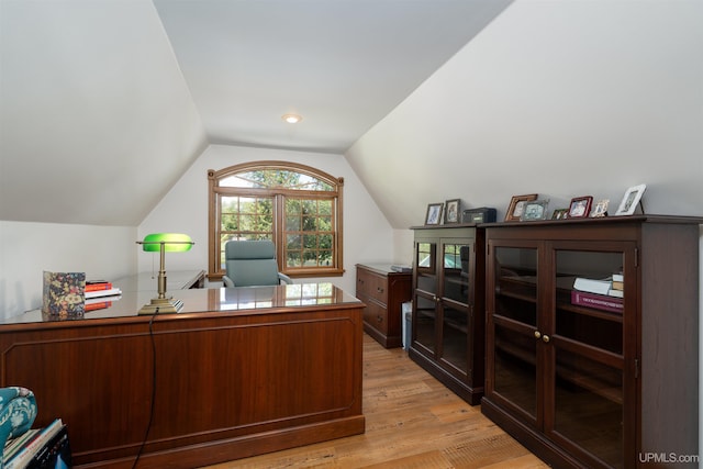 7975 00.25 Rd, Garden, MI 49835 - home office featuring vaulted ceiling and light wood-style flooring