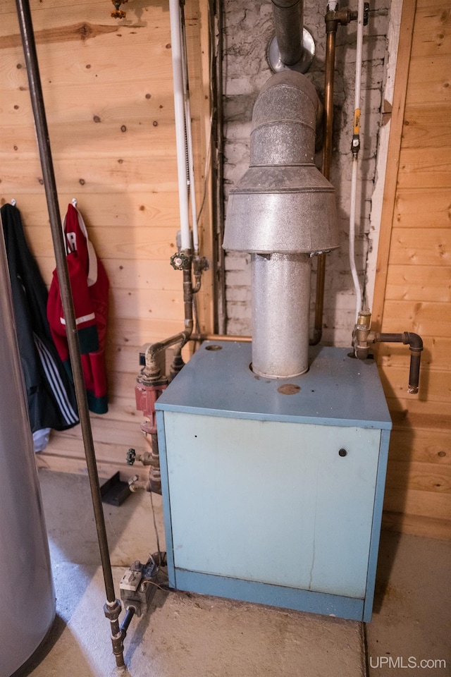 1302 N 3rd St, Ishpeming, MI 49849 - utilities featuring a heating unit