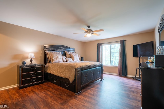 45537 Hidden View Ct, Utica, MI 48315 - bedroom featuring dark wood finished floors, baseboards, and ceiling fan