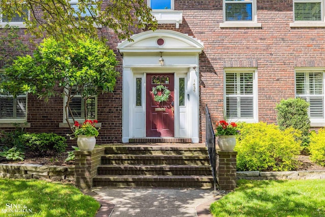 1435 Kensington Ave, Grosse Pointe Park, MI 48230 - doorway to property with brick siding