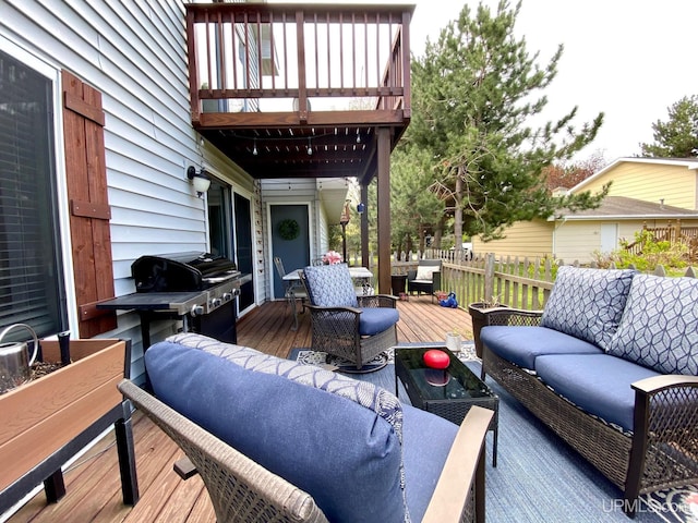 101-103 Juliet St, Marquette, MI 49855 - wooden deck with an outdoor living space