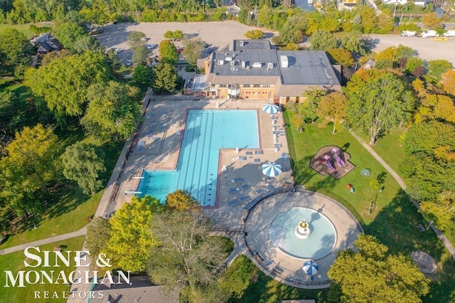 1264 Bedford Rd, Grosse Pointe Park, MI 48230 - view of property location featuring a pool area