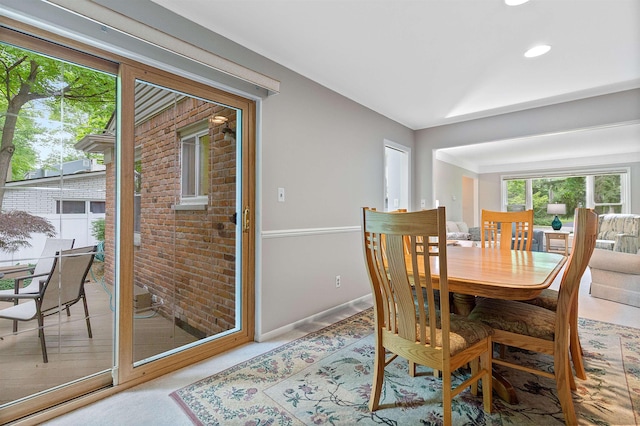 240 E Sunnybrook Dr, Royal Oak, MI 48073