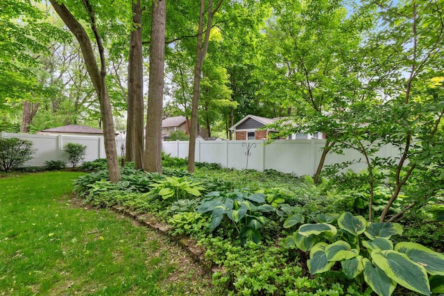 240 E Sunnybrook Dr, Royal Oak, MI 48073