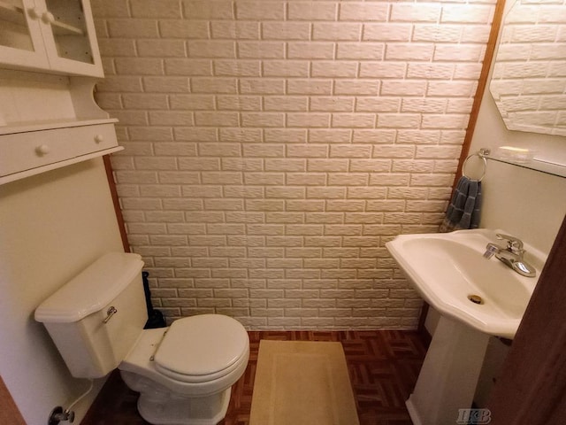 1750 Castleview Ct, Gladwin, MI 48624 - bathroom featuring toilet and a sink