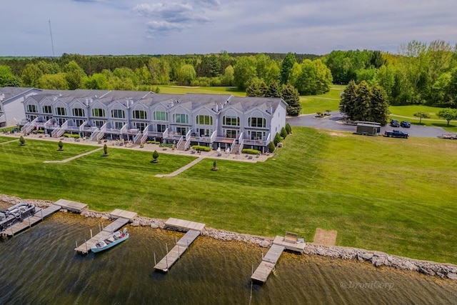 1750 Castleview Ct, Gladwin, MI 48624 - aerial view of property and surrounding area featuring a large body of water