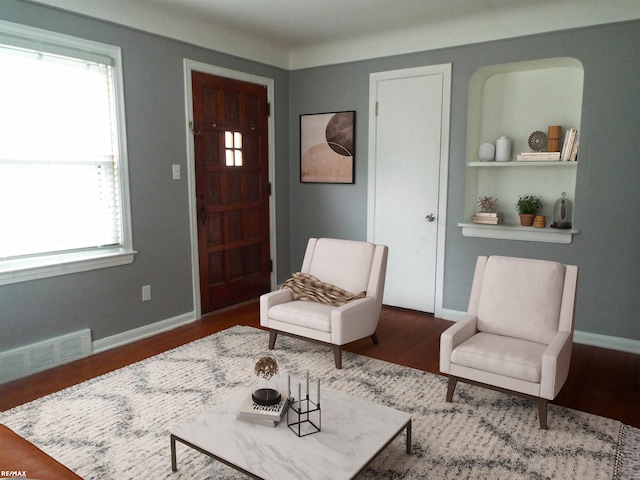 21102 Lancaster St, Harper Woods, MI 48225 - entrance foyer with wood finished floors and baseboards