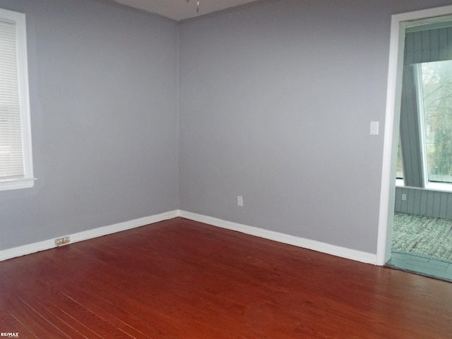 21102 Lancaster St, Harper Woods, MI 48225 - unfurnished room featuring wood finished floors, baseboards, and ceiling fan