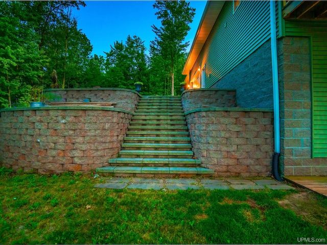 217 Shoreline Dr, Negaunee, MI 49866 - exterior view of stairs