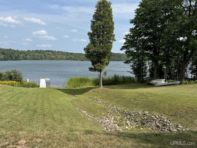 217 Shoreline Dr, Negaunee, MI 49866 - water view