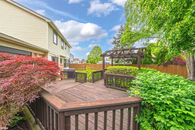 39067 Baroque Blvd, Clinton Township, MI 48038 - deck featuring a fenced backyard and a pergola