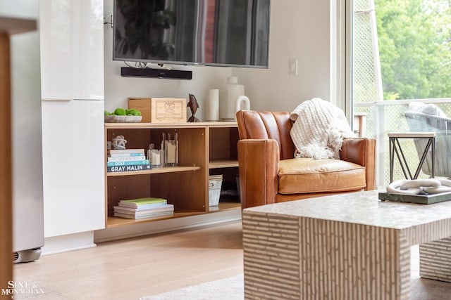 2638 John R St, Detroit, MI 48201 - living area featuring wood finished floors