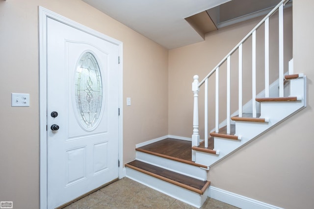 33519 Groth Ave, Sterling Heights, MI 48312 - foyer with stairway and baseboards