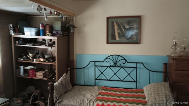 113 Paint Lake Loop, Iron River, MI 49935 - view of bedroom