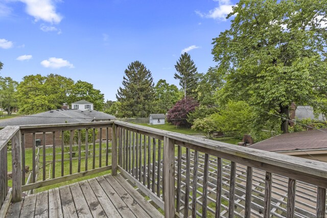 3106 Winifred St, Wayne, MI 48184 - view of wooden deck