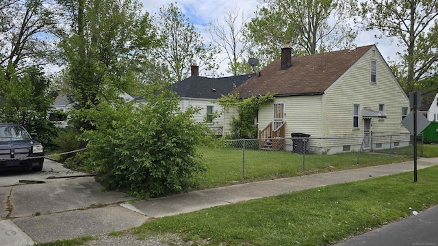 18336 Avon Ave, Detroit, MI 48219 - view of front of property with a chimney