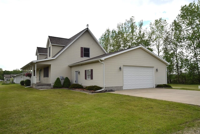 3850 Mando Ct, Coleman, MI 48611 - view of front facade featuring an attached garage, driveway, a front yard, and a shingled roof