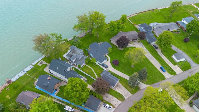 48816 Point Lakeview Dr, Chesterfield Twp, MI 48047 - aerial view of residential area