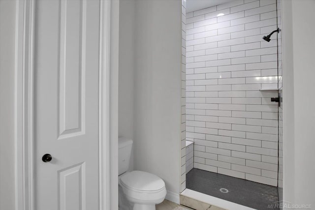 27621 Maryjane Ln E, Chesterfield Twp, MI 48047 - bathroom featuring tiled shower and toilet