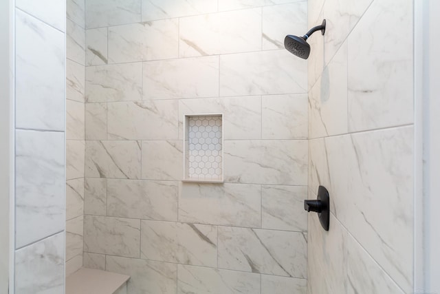 27633 Maryjane Ln E, Chesterfield Twp, MI 48047 - full bathroom with tiled shower