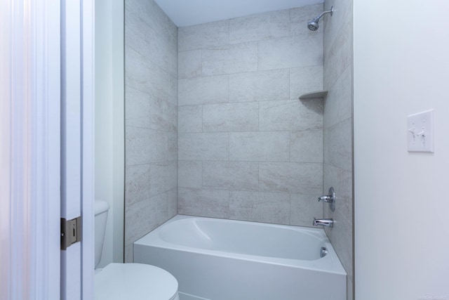 27632 Maryjane Ln E, Chesterfield Twp, MI 48047 - bathroom featuring toilet and shower / bath combination