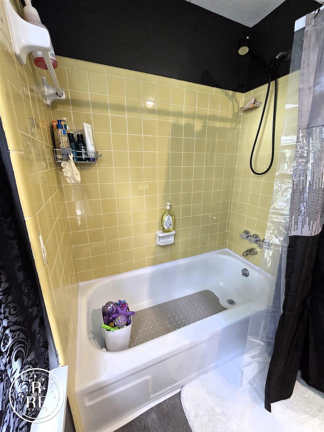 11929 Canterbury St, Sterling Heights, MI 48312