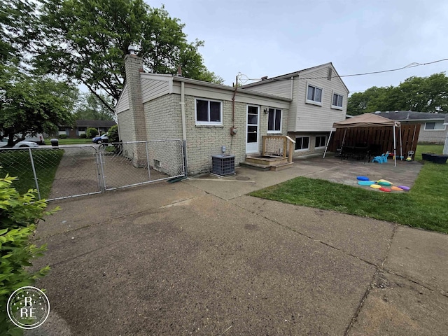 11929 Canterbury St, Sterling Heights, MI 48312
