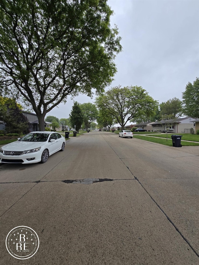 11929 Canterbury St, Sterling Heights, MI 48312