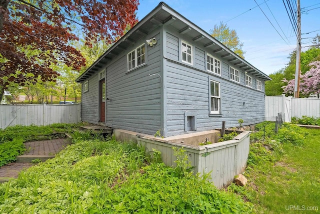 624 E G St, Iron Mountain, MI 49801 - view of home's exterior
