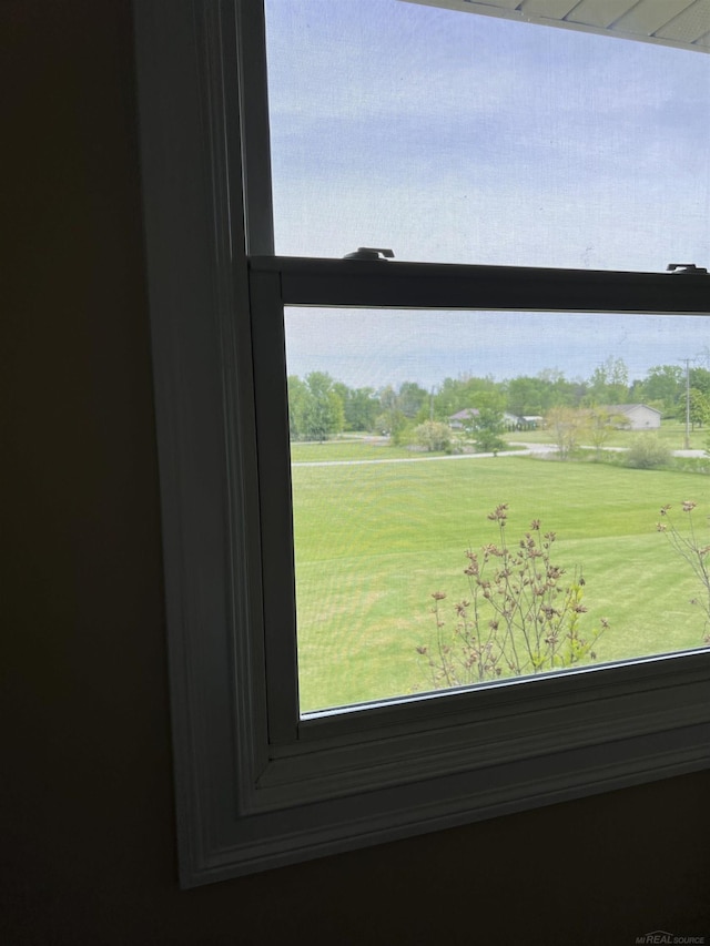 815 Cove Rd, Wales, MI 48027 - detailed view