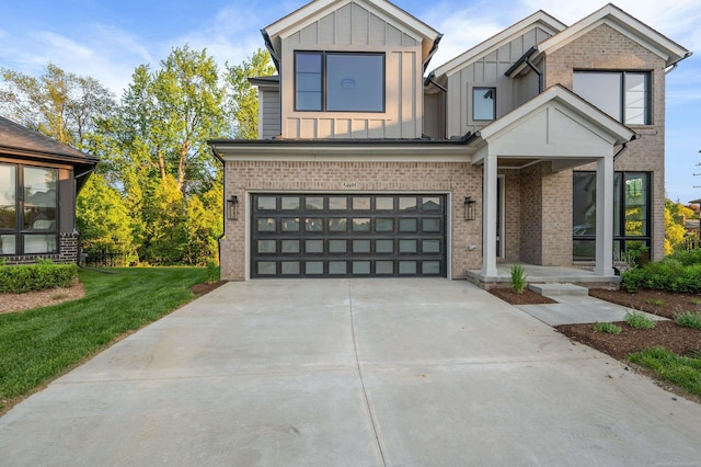 54695 Camden Ct, Utica, MI 48316