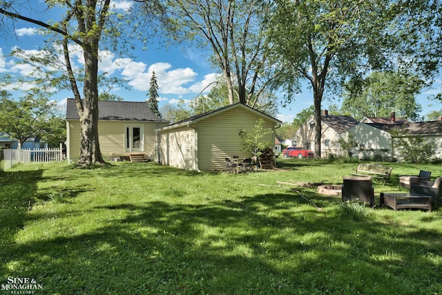 622 Kendon Dr, Lansing, MI 48910 - view of yard featuring entry steps