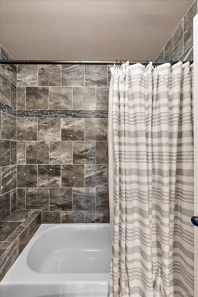 29696 Kevin Rd, New Baltimore, MI 48051 - full bathroom with shower / bath combo with shower curtain